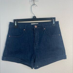 🔴  F21 high waisted denim shorts, size 28